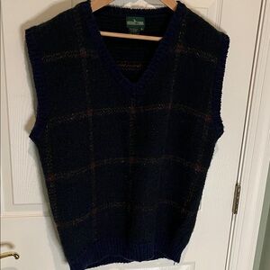 Navy Blue V-Neck Plaid Sweater Vest, boundary waters